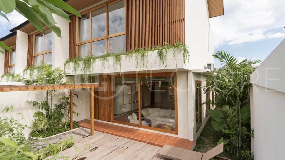 Stunning Canggu Escape Private Pool Villas in Prime Location