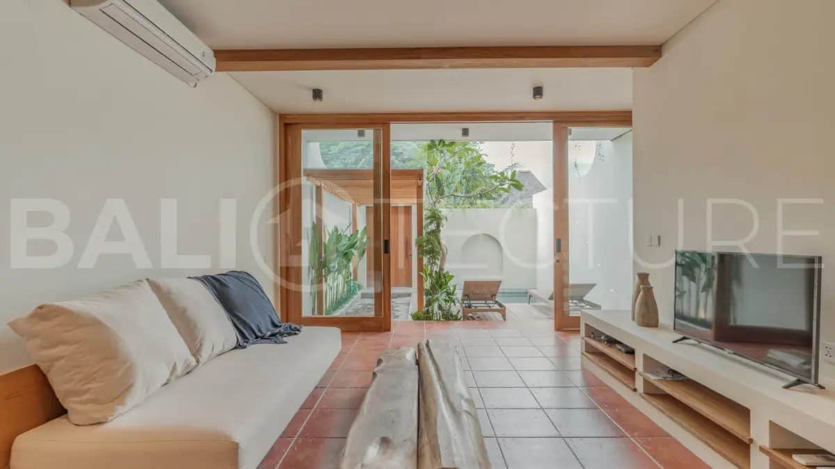 2-bedroom leasehold villa in Canggu — photo 4 of 5