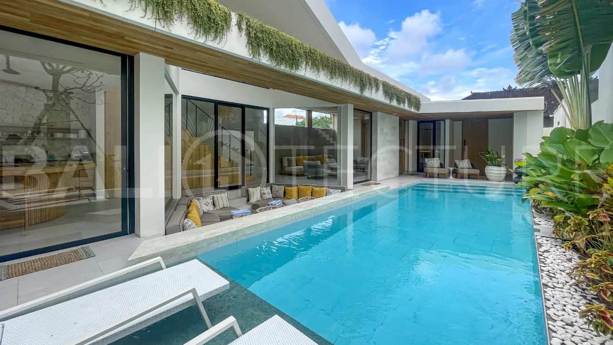 3-bedroom leasehold villa in Kerobokan — photo 3 of 5