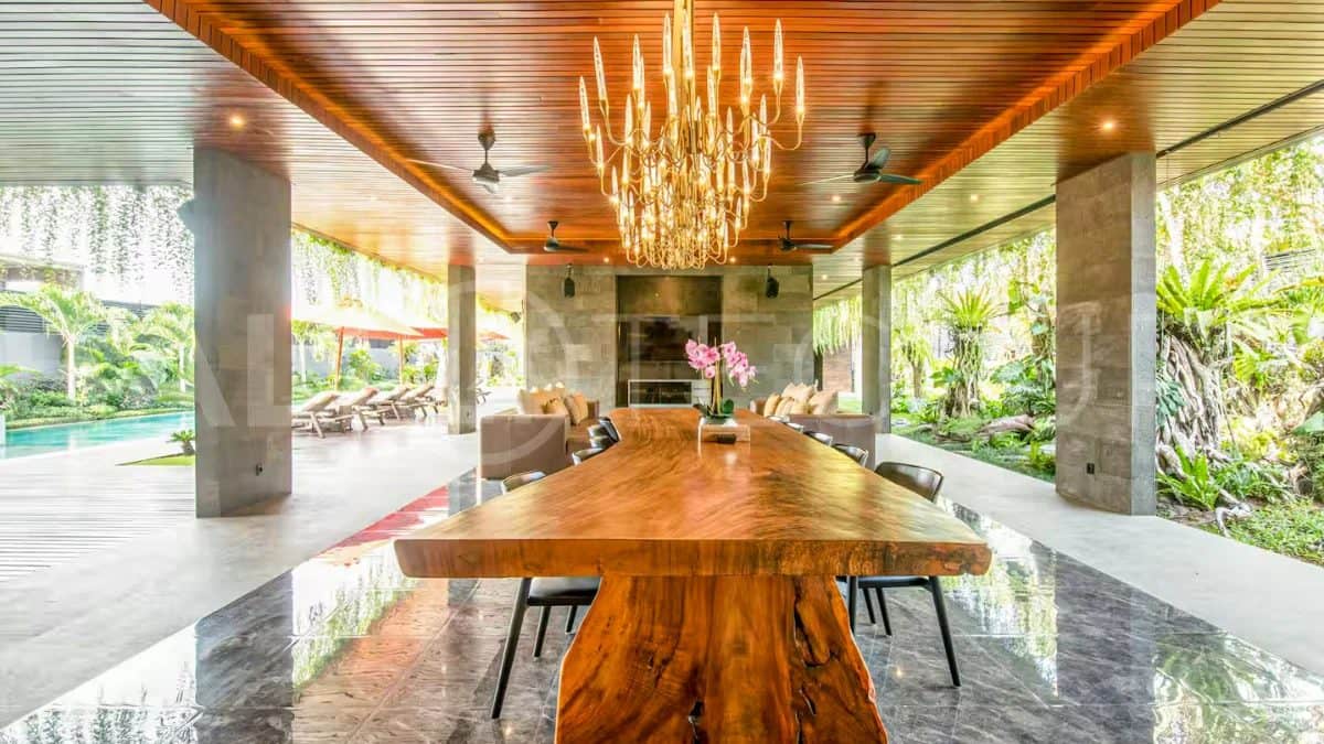 5-bedroom leasehold villa in Seminyak — photo 5 of 5