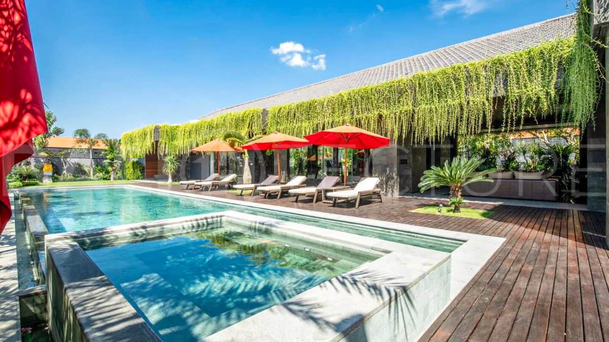 5-bedroom leasehold villa in Seminyak — photo 3 of 5