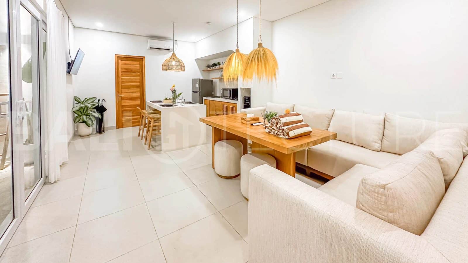2-bedroom leasehold villa in Canggu — photo 3 of 5