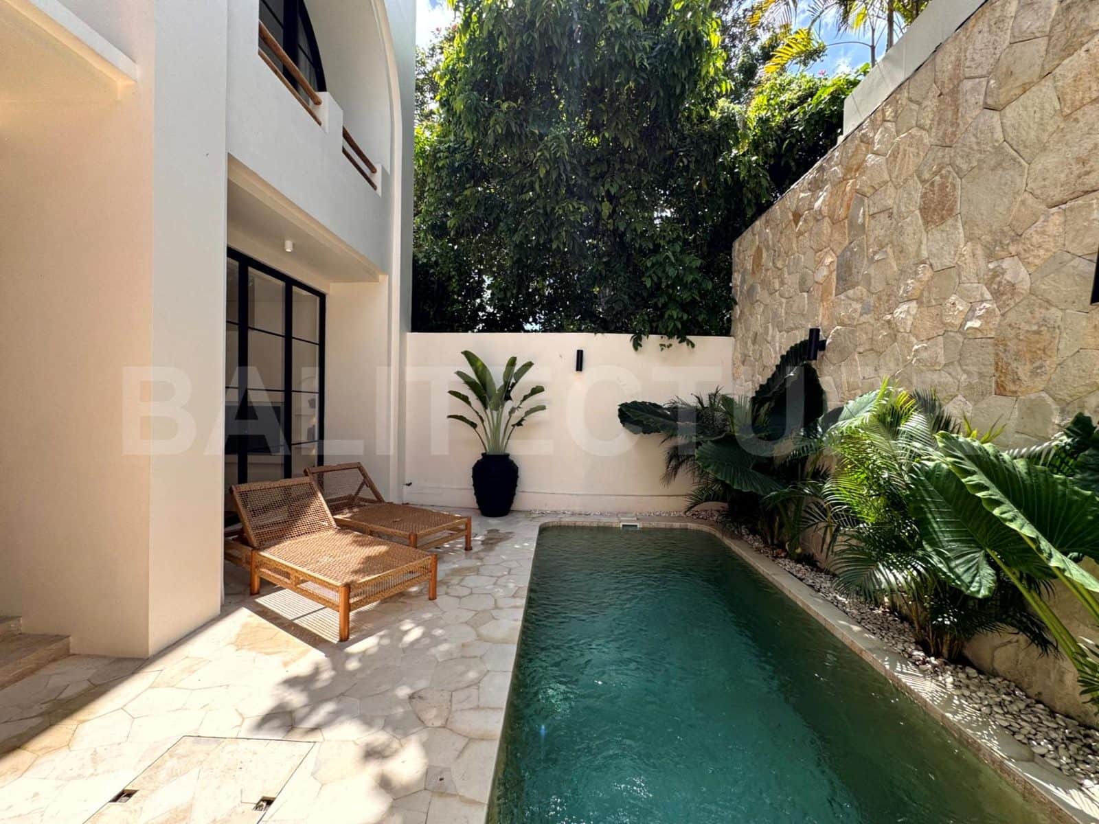 1-bedroom leasehold villa in Pererenan — photo 3 of 5