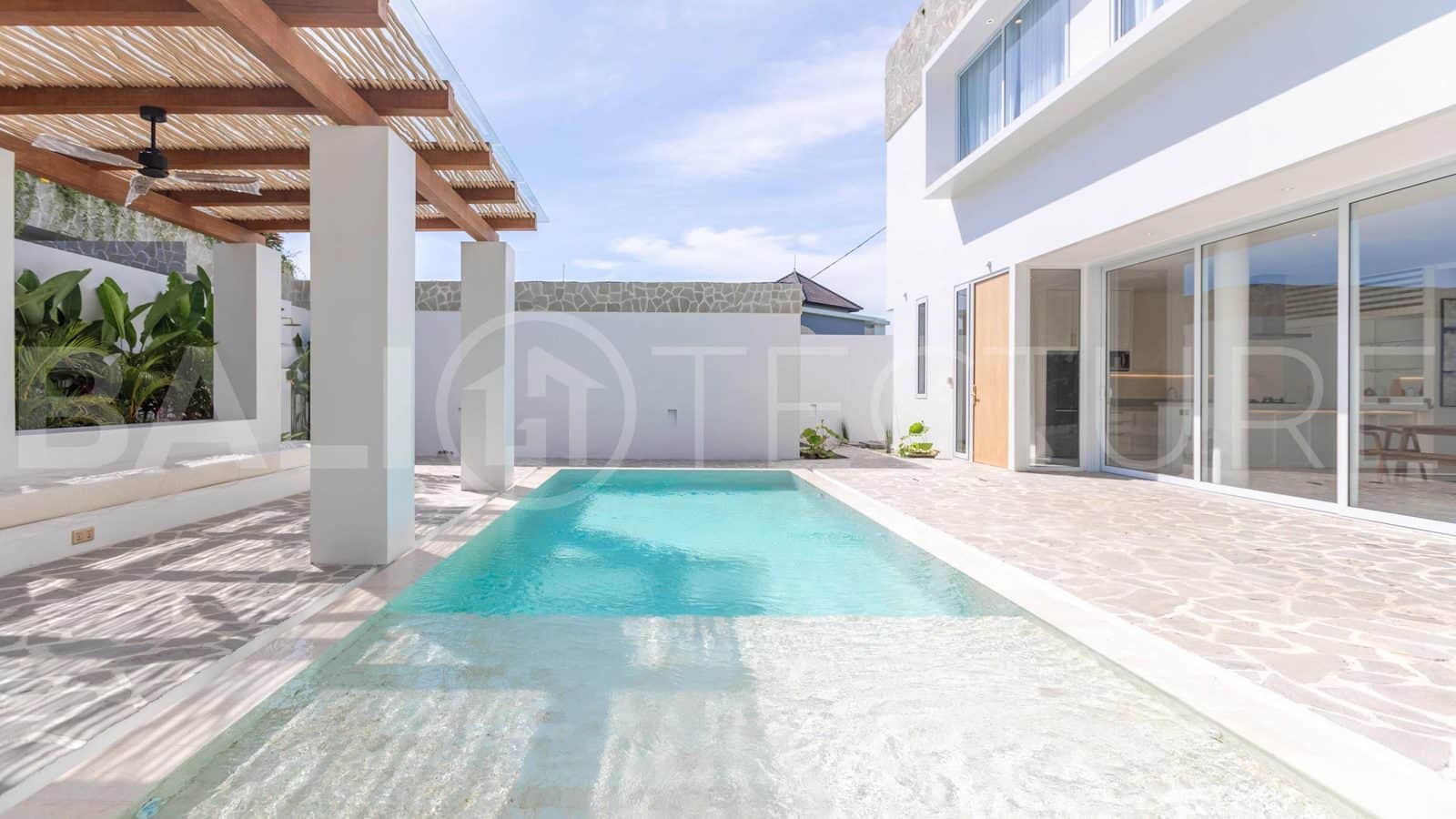 4-bedroom leasehold villa in Seseh/Cemagi — photo 5 of 5