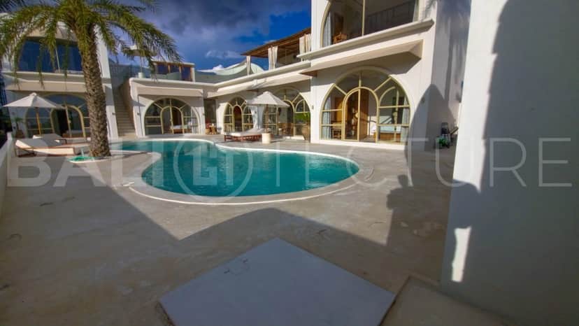 5-bedroom leasehold villa in Tabanan — photo 2 of 5
