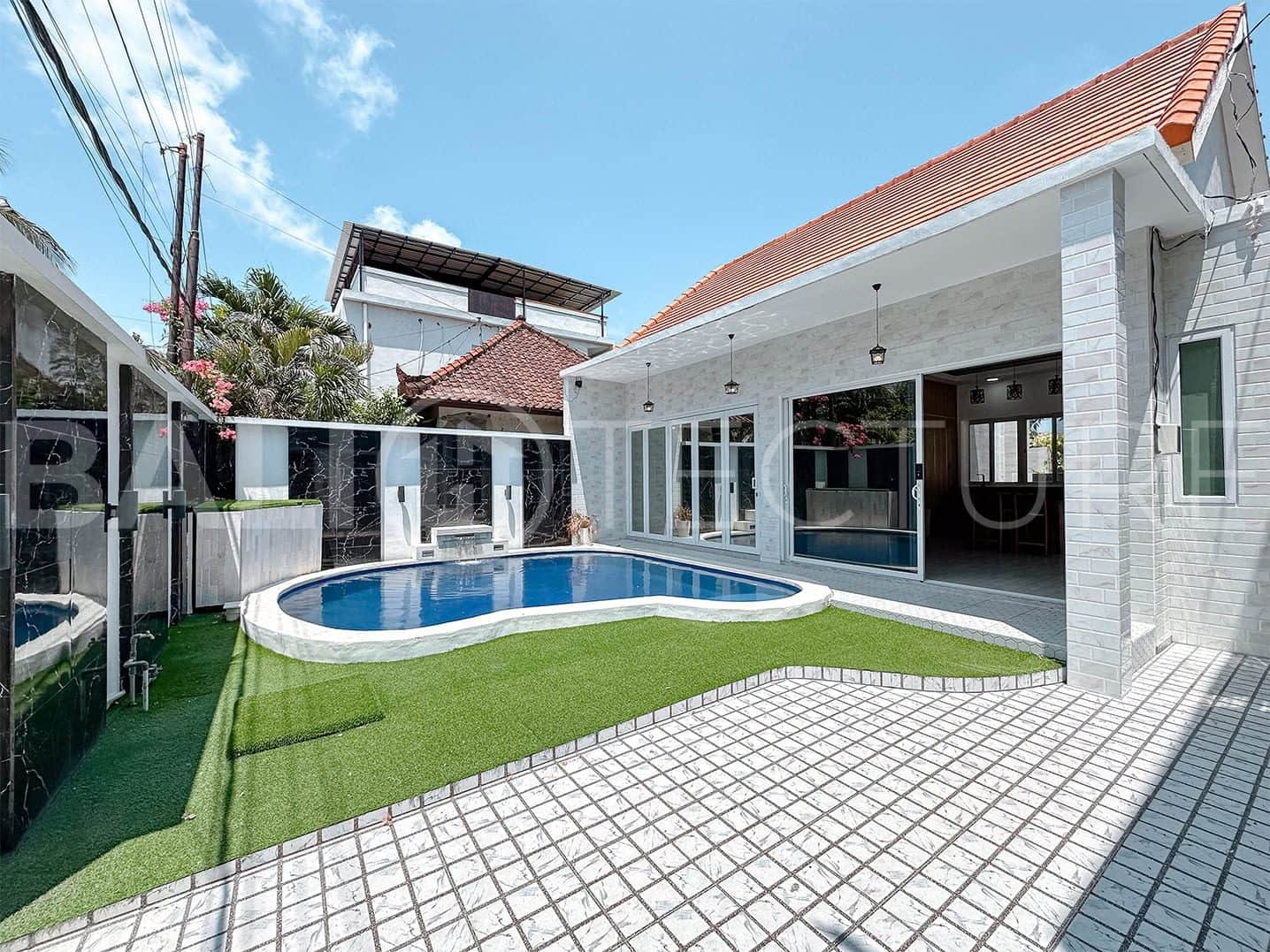 1-bedroom freehold villa in Ungasan — photo 3 of 5
