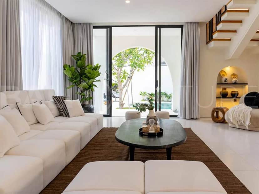 5-bedroom freehold villa in Pererenan — photo 3 of 5