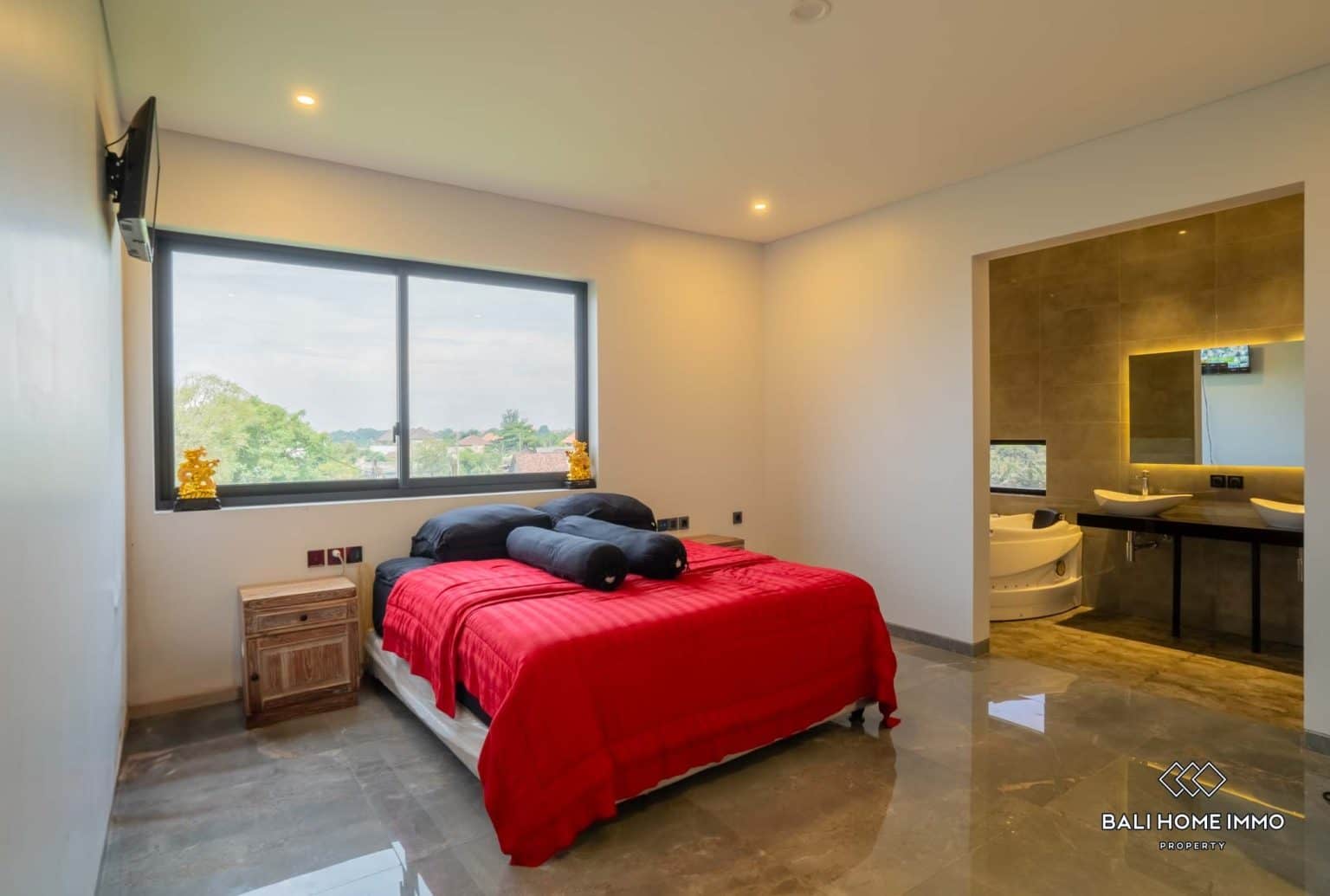 4-bedroom freehold villa in Sanur — photo 2 of 5
