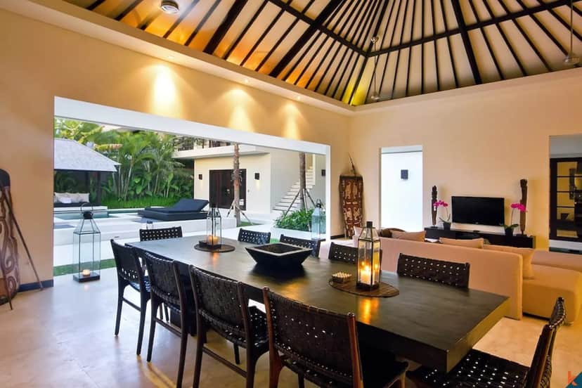 4-bedroom leasehold villa in Canggu — photo 4 of 5