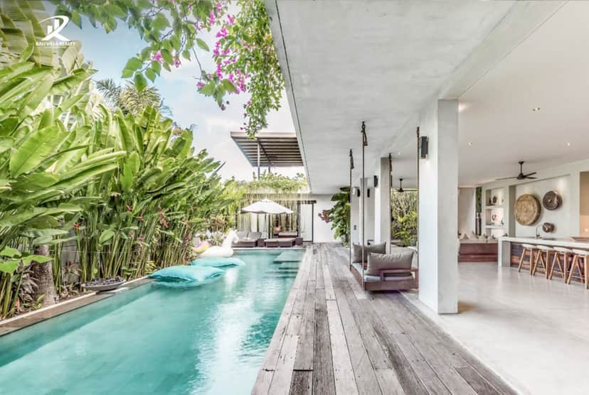 5-bedroom leasehold villa in Canggu — photo 2 of 5