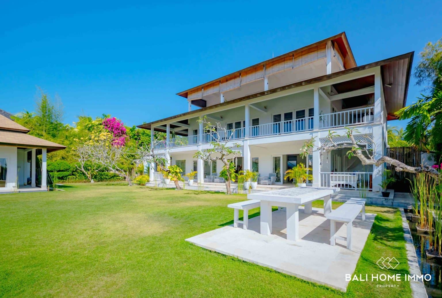 10-bedroom leasehold villa in Uluwatu — photo 2 of 5