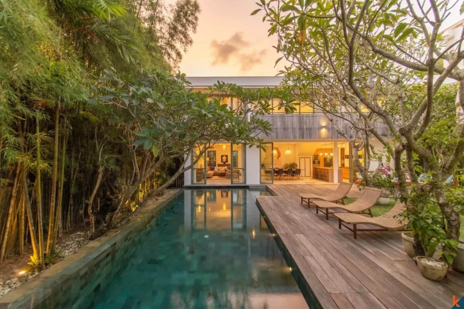 Stylish four bedroom freehold property for sale in Tumbak Bayuh