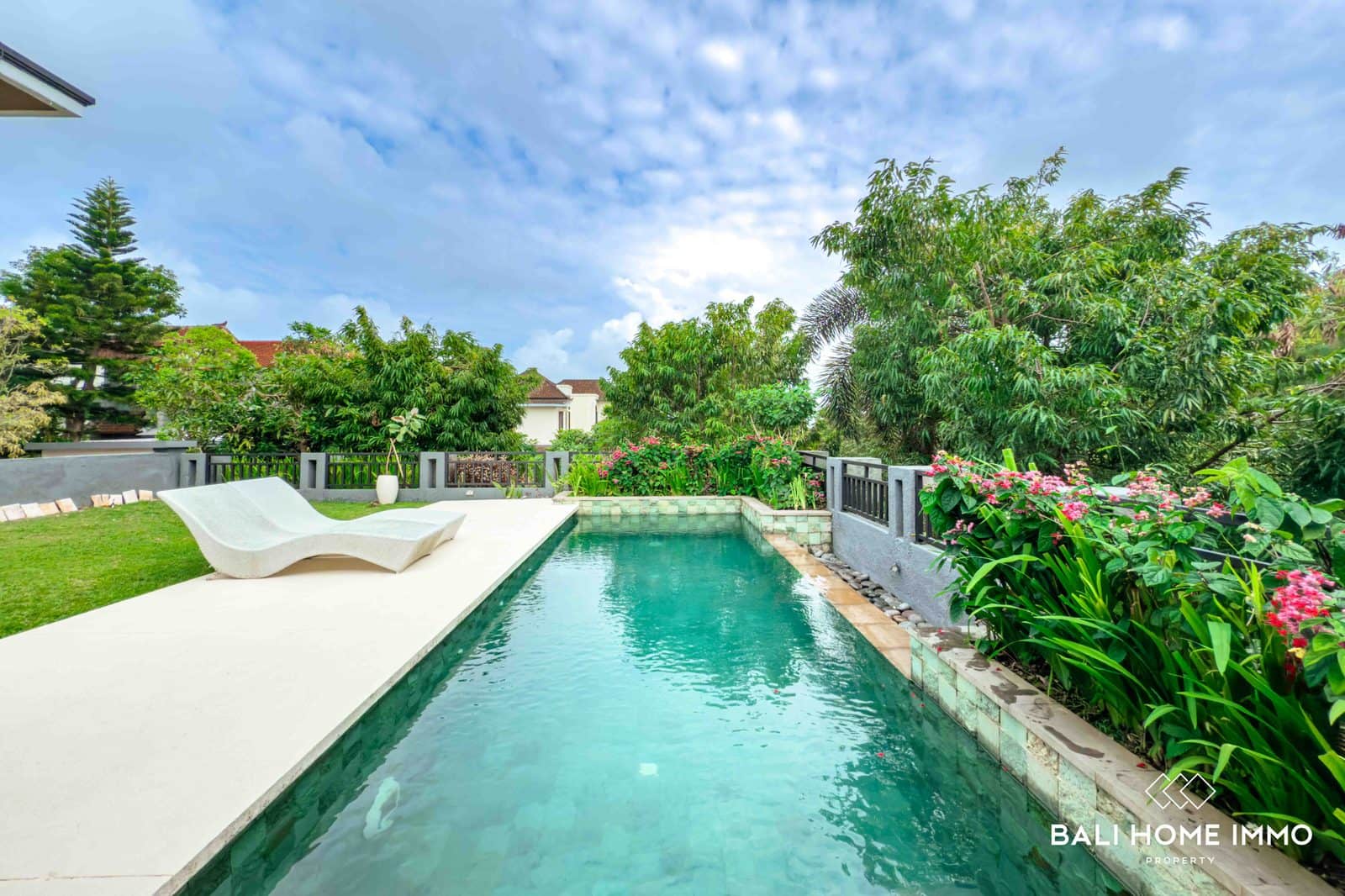 4-bedroom freehold villa in Ungasan — photo 2 of 5