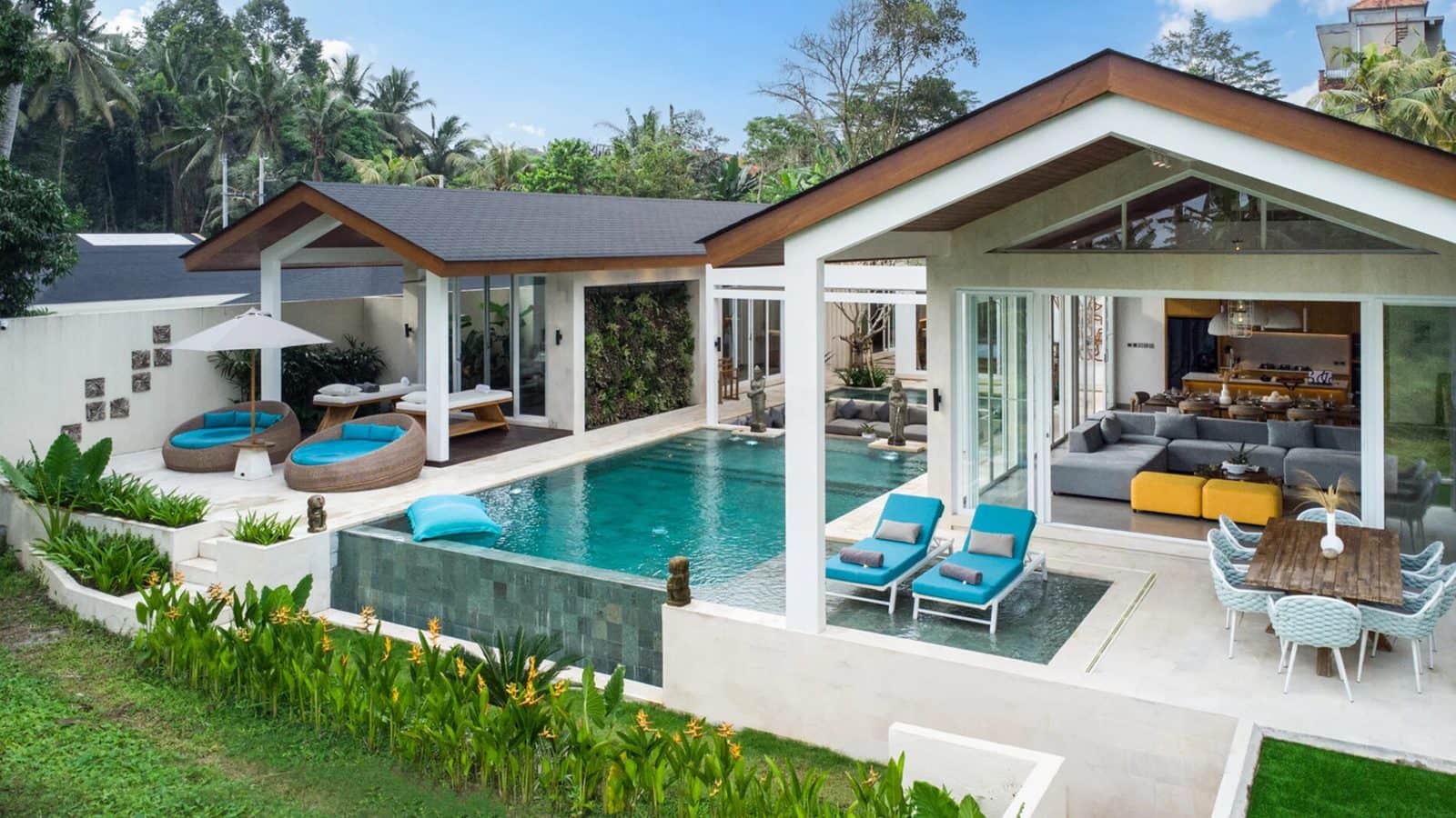 4-bedroom leasehold villa in Bali — photo 2 of 5