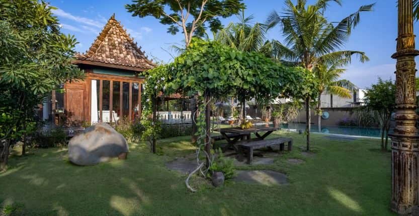 6-bedroom leasehold villa in Bali — photo 2 of 5
