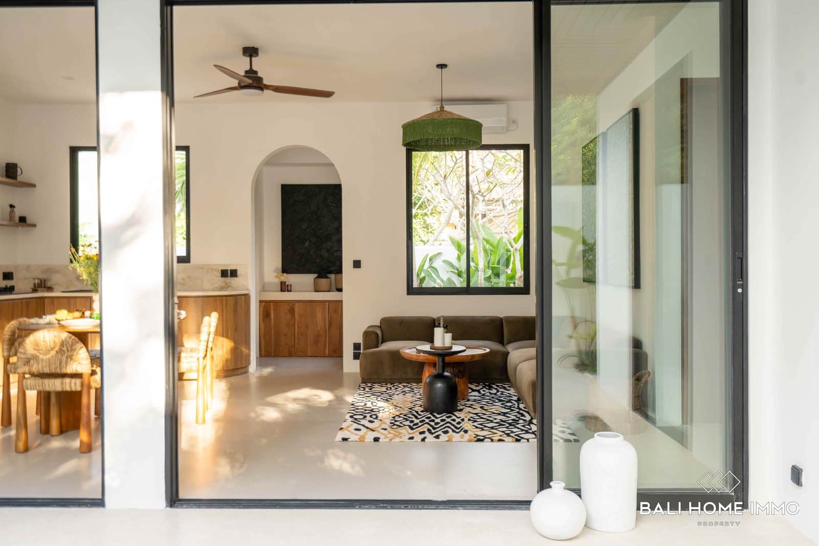 4-bedroom freehold villa in Uluwatu — photo 4 of 5