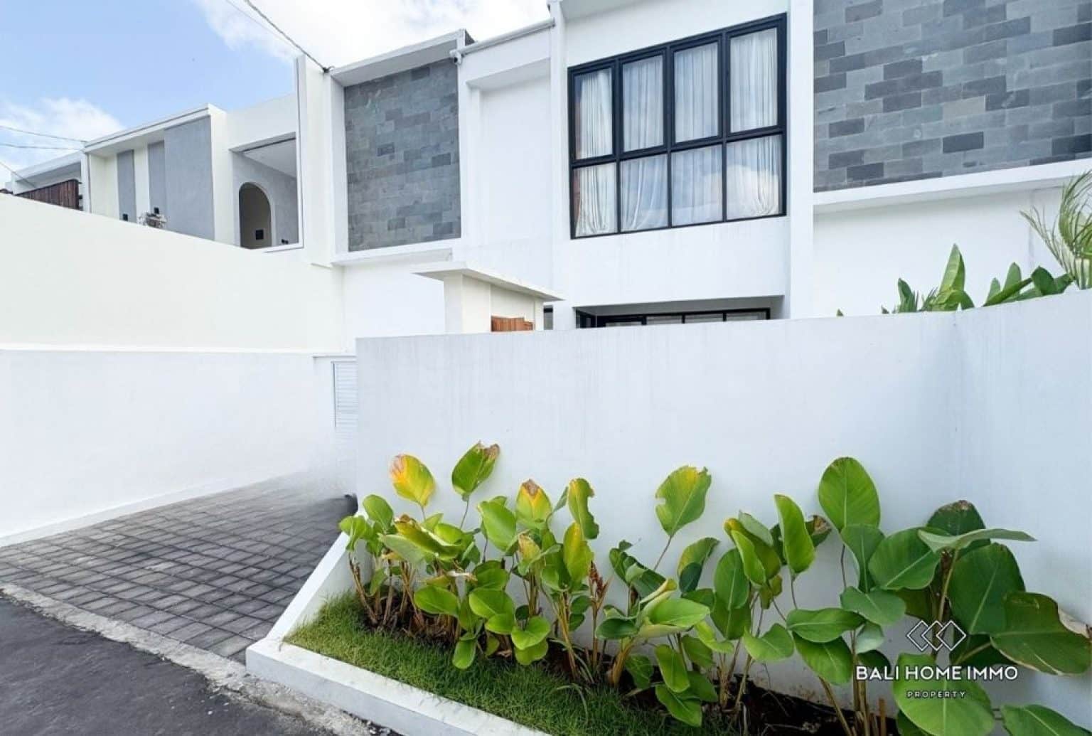 Modern Minimalist Villa with 3 Bedroom for Sale and Rent in Kerobokan - Ps017a
