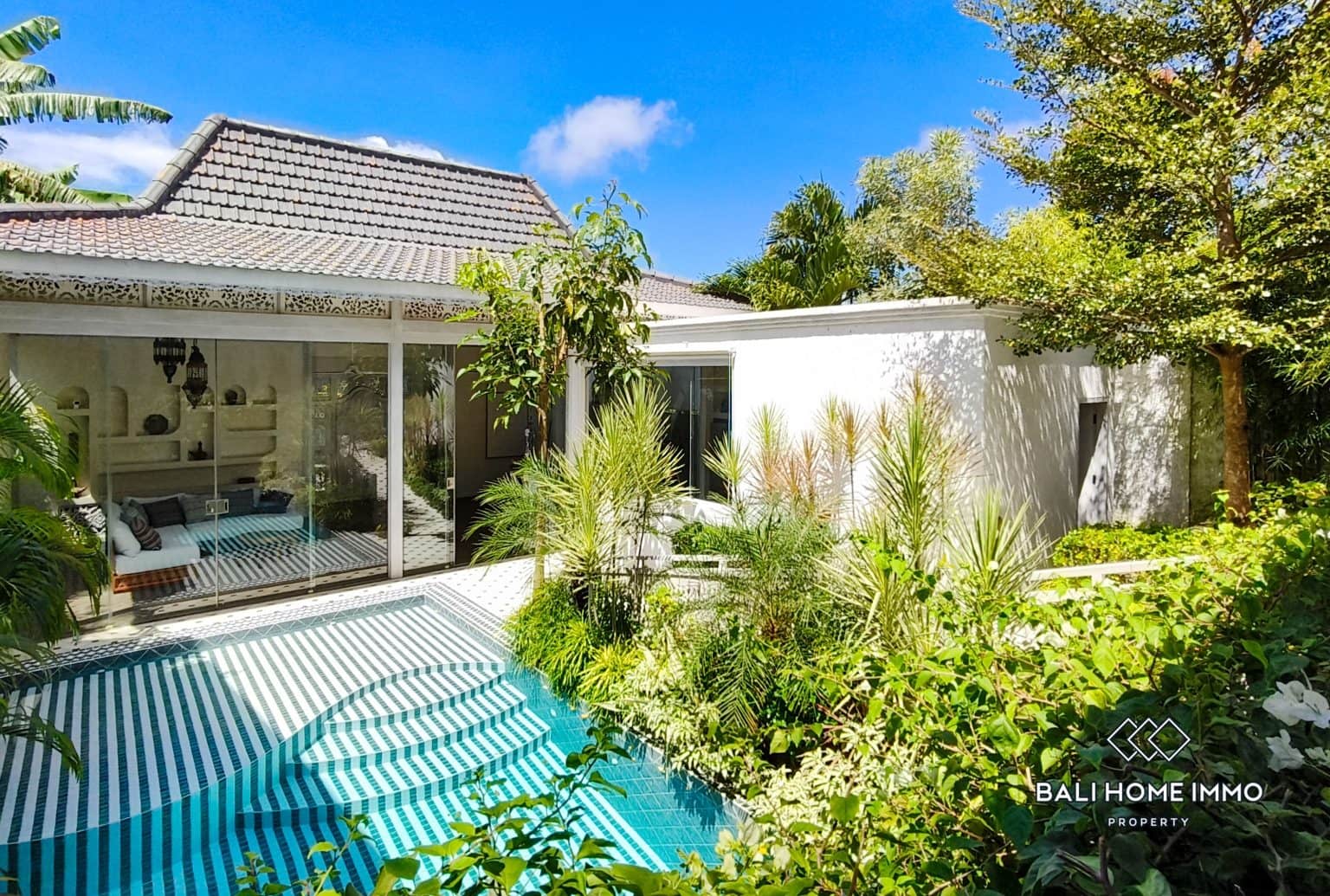 Elegant 2 Bedroom Joglo-Inspired Villa for Rent and Sale in Ungasan