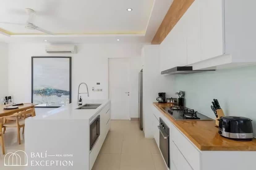 3-bedroom leasehold villa in Kerobokan — photo 3 of 5