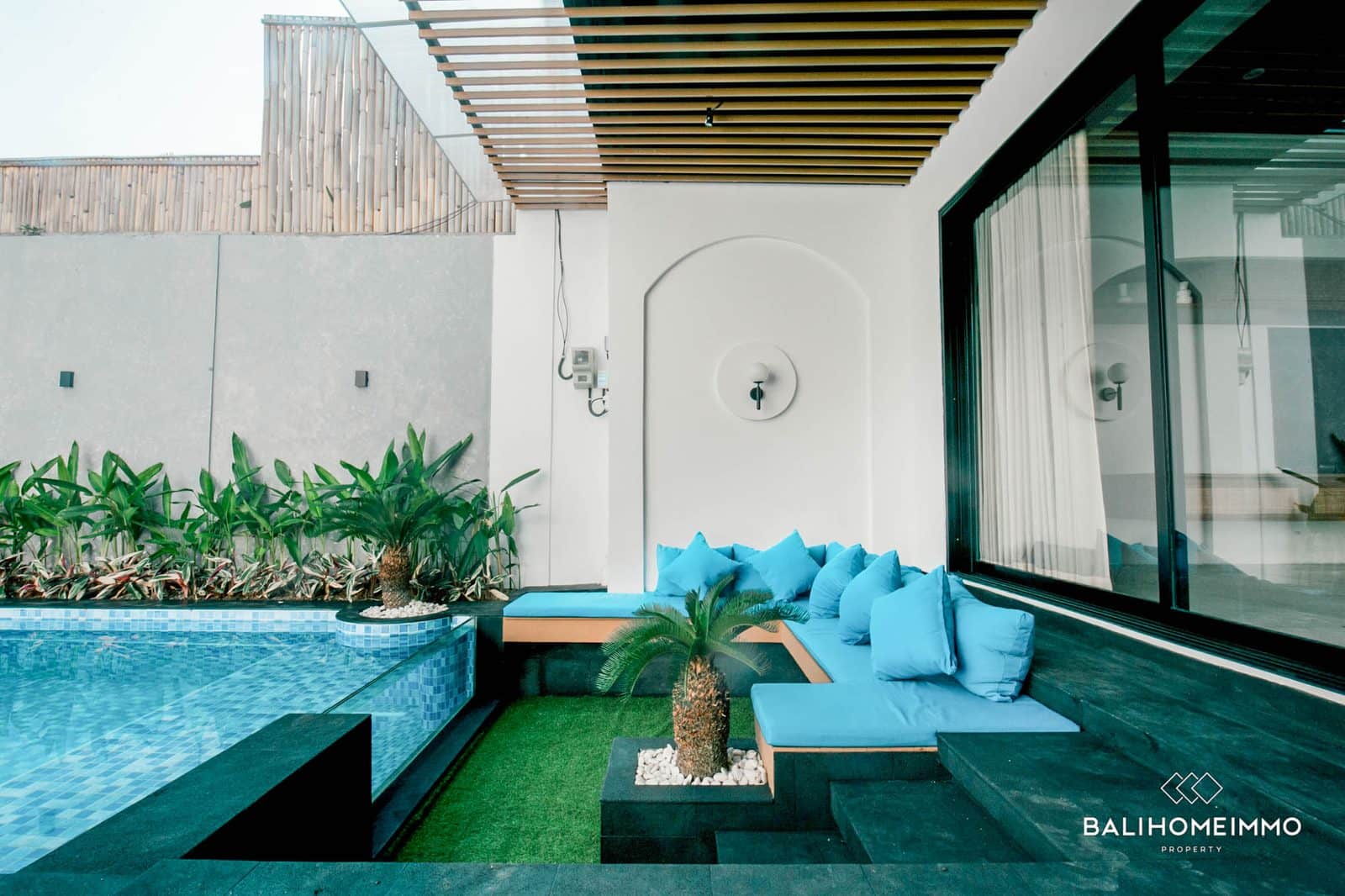 4-bedroom leasehold villa in Seminyak — photo 2 of 5
