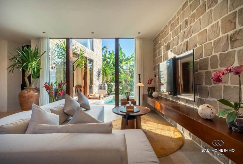 4-bedroom freehold villa in Canggu — photo 3 of 5
