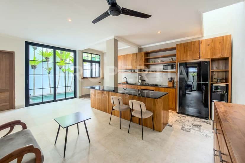 3-bedroom leasehold villa in Kerobokan — photo 3 of 5