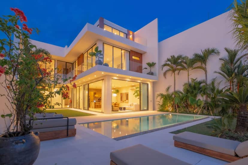 4-bedroom leasehold villa in Pererenan — photo 2 of 5