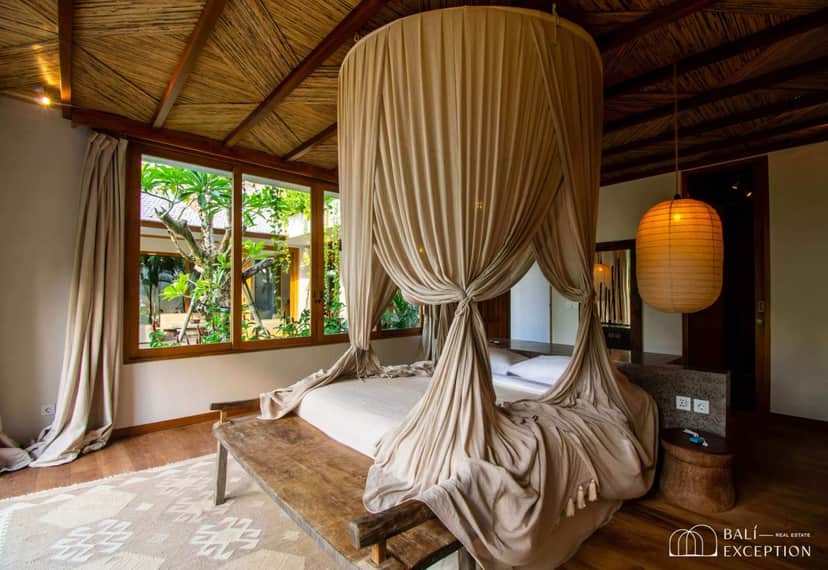 5-bedroom leasehold villa in Pererenan — photo 2 of 5