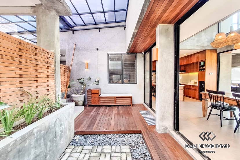 5-bedroom leasehold villa in Pererenan — photo 2 of 5