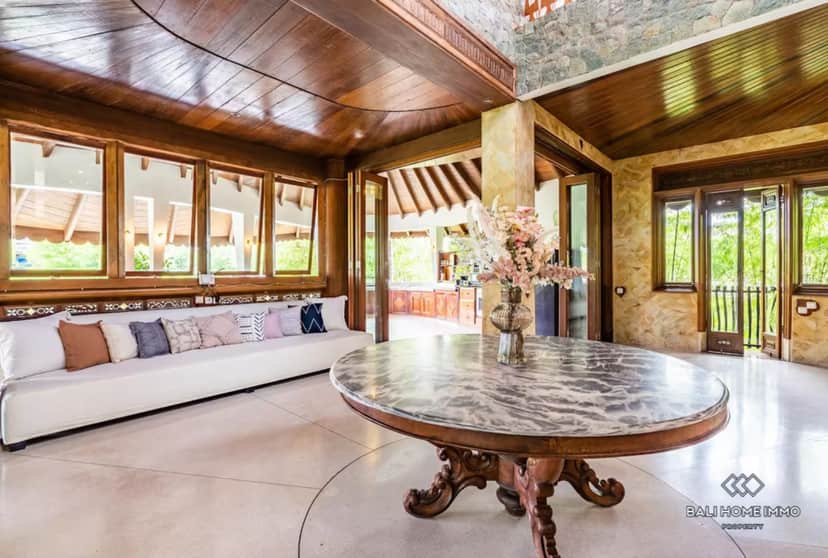 7-bedroom freehold villa in Canggu — photo 3 of 5