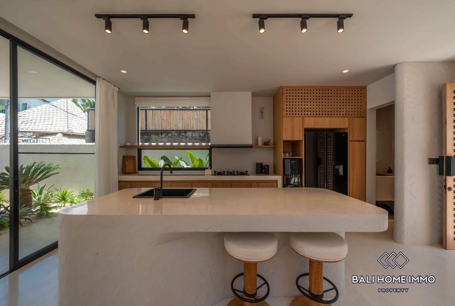 4-bedroom leasehold villa in Canggu — photo 5 of 5