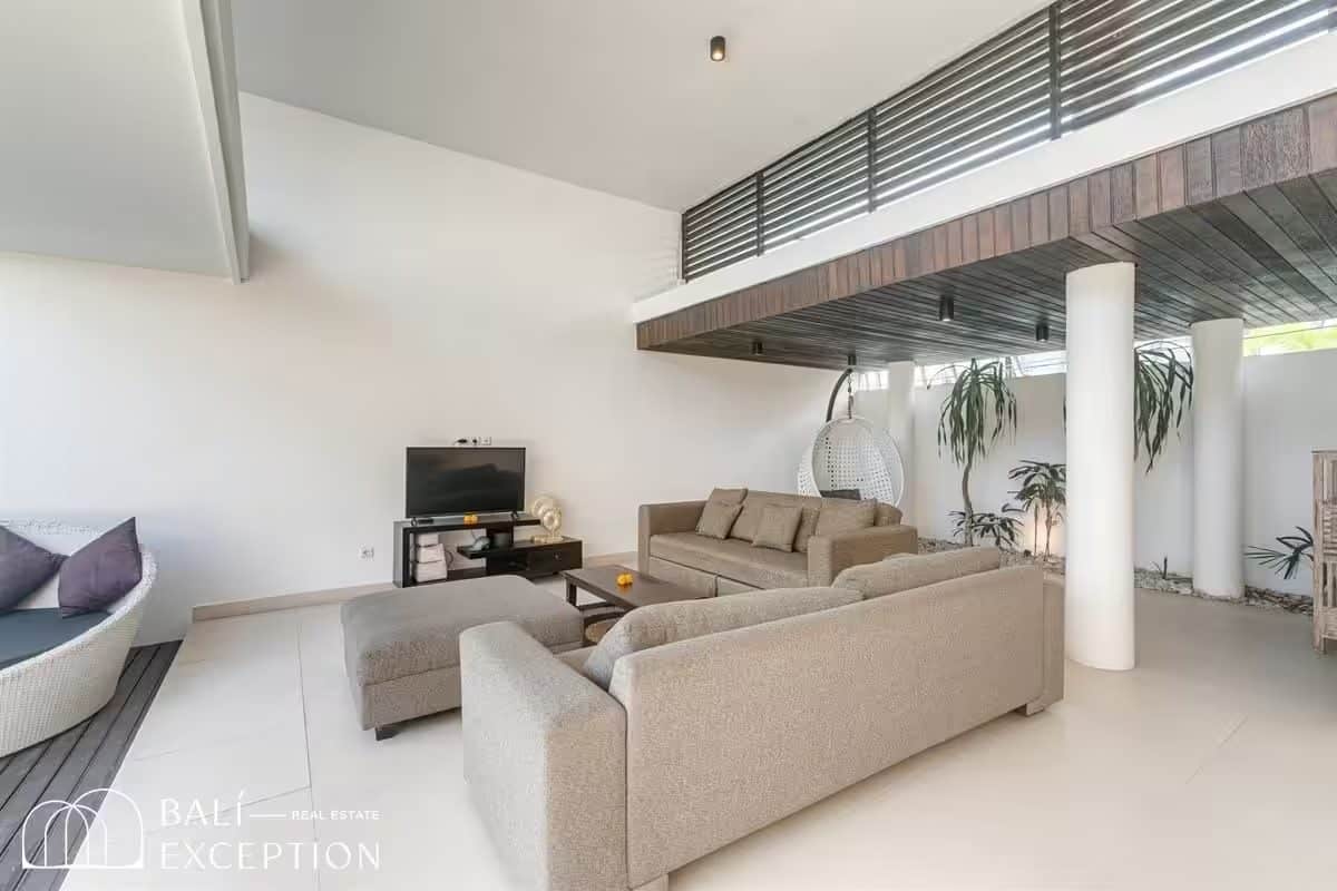 3-bedroom leasehold villa in Canggu — photo 2 of 5