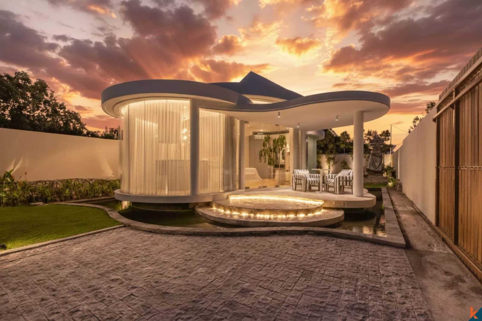 Unique one bedroom futuristic property leasehold in Umalas