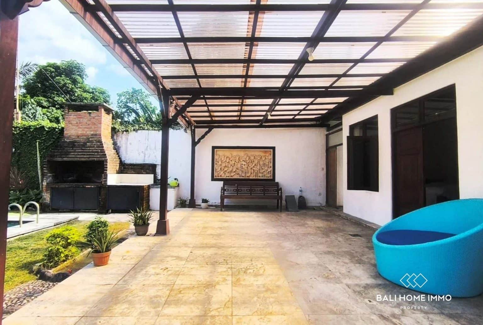 4-bedroom freehold villa in Kerobokan — photo 2 of 5