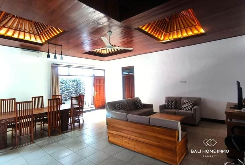 4-bedroom freehold villa in Kerobokan — photo 3 of 5