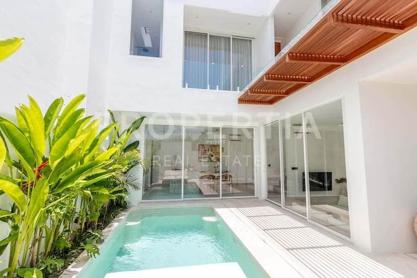 Beautiful Modern Villa in Tumbak Bayuh
