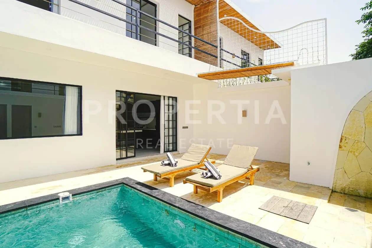 Sleek Contemporary Villas in Padonan