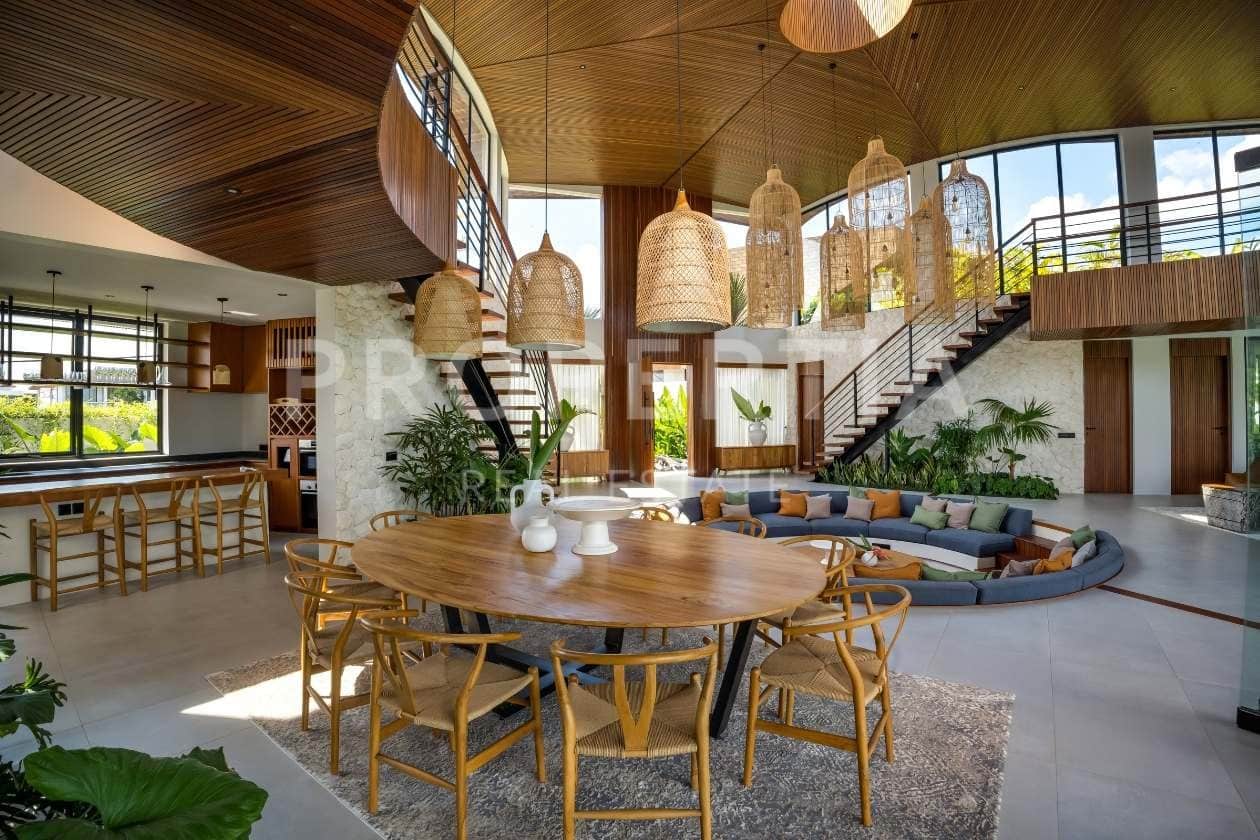 5-bedroom leasehold villa in Pererenan — photo 4 of 5