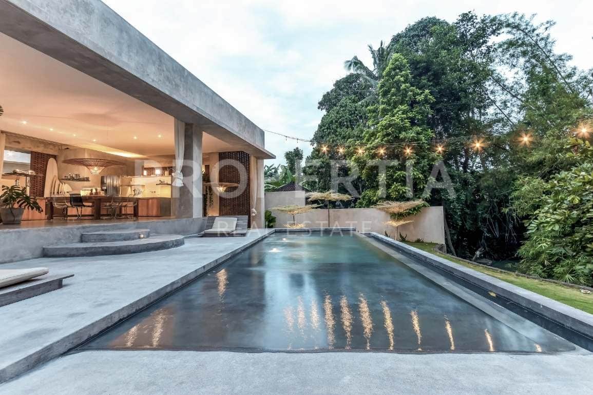 4-bedroom leasehold villa in Pererenan — photo 2 of 5