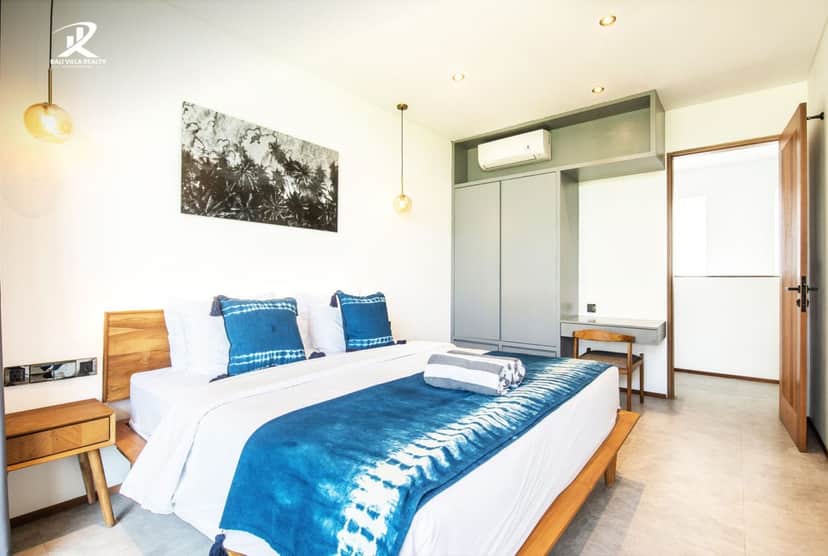 4-bedroom leasehold villa in Canggu — photo 4 of 5