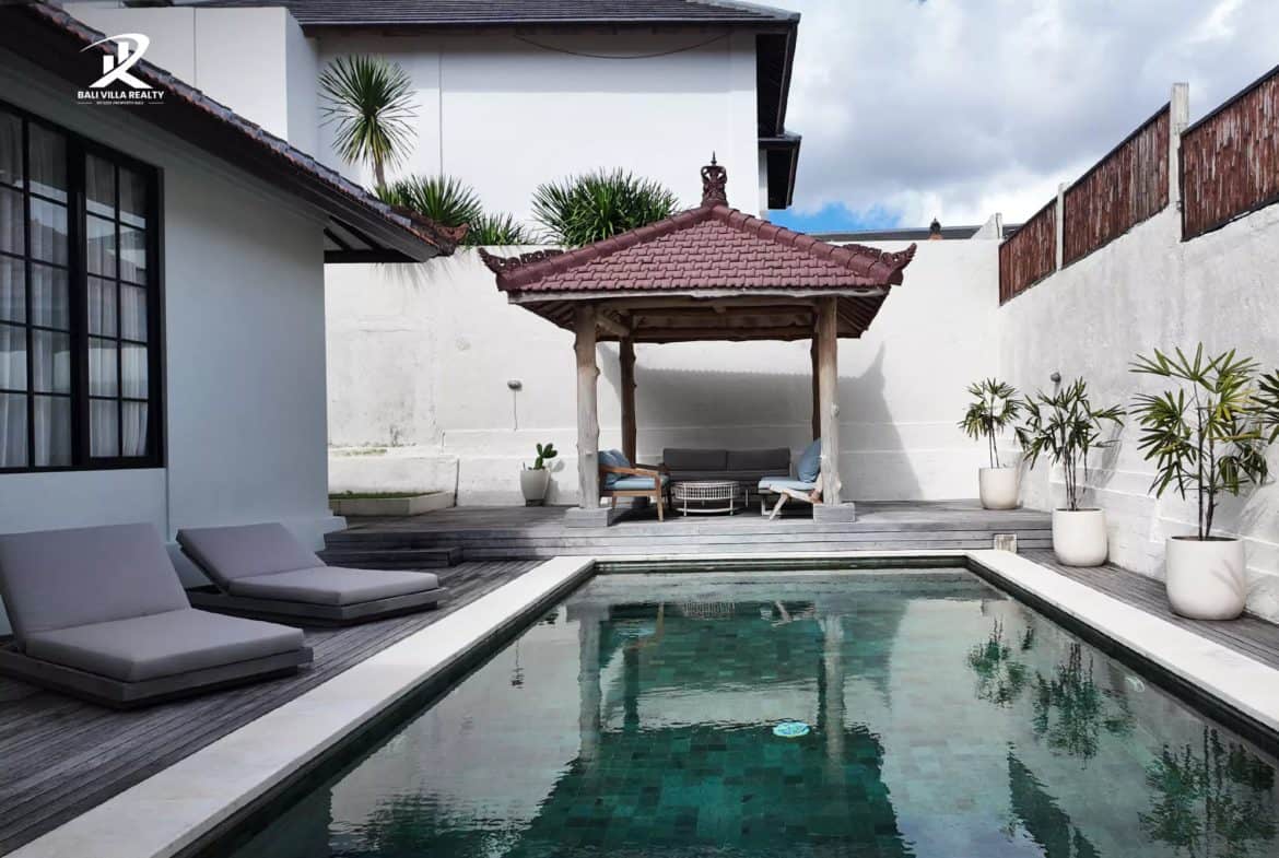 2-bedroom leasehold villa in Seminyak — photo 2 of 5