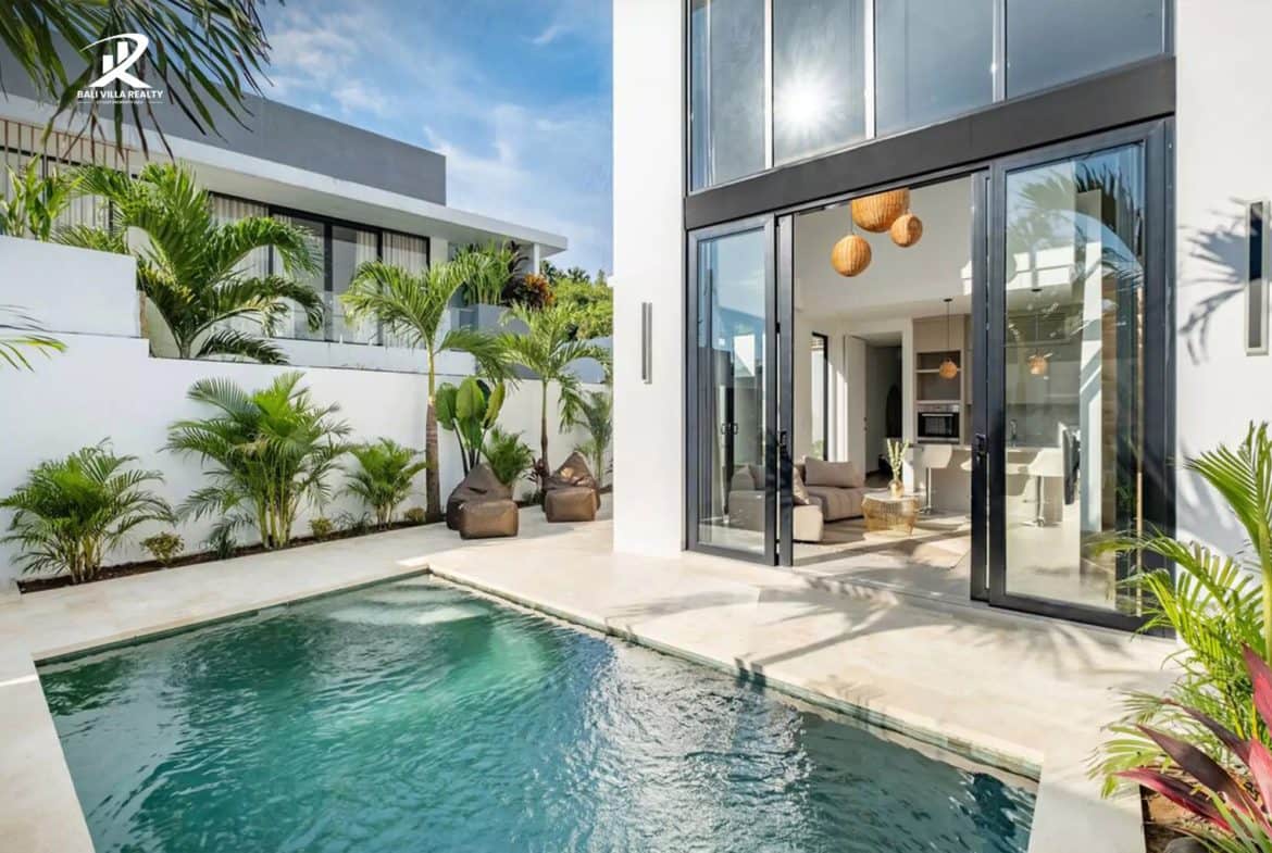 Move-In Ready: Stylish Contemporary Retreat 2BR Villa For Sale Leasehold in Padonan, Canggu
