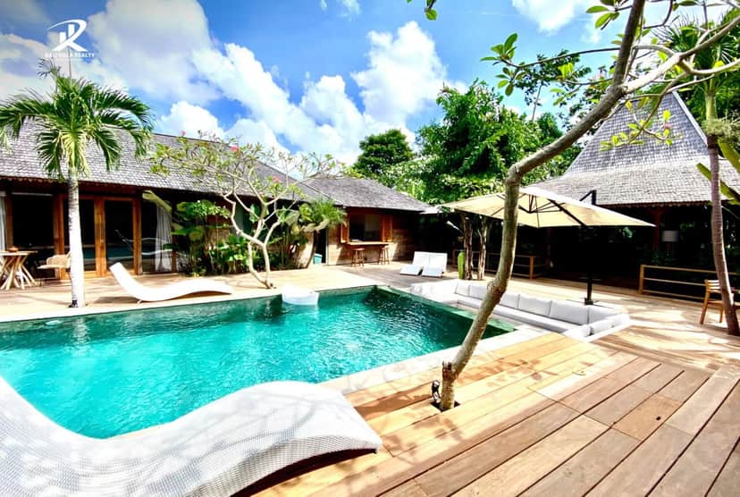 5-bedroom leasehold villa in Kerobokan — photo 3 of 5