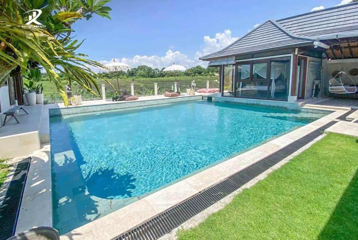 4-bedroom leasehold villa in Buduk/Mengwi — photo 3 of 5