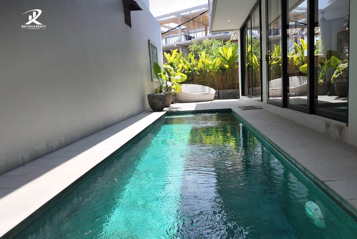 4-bedroom leasehold villa in Canggu — photo 2 of 5