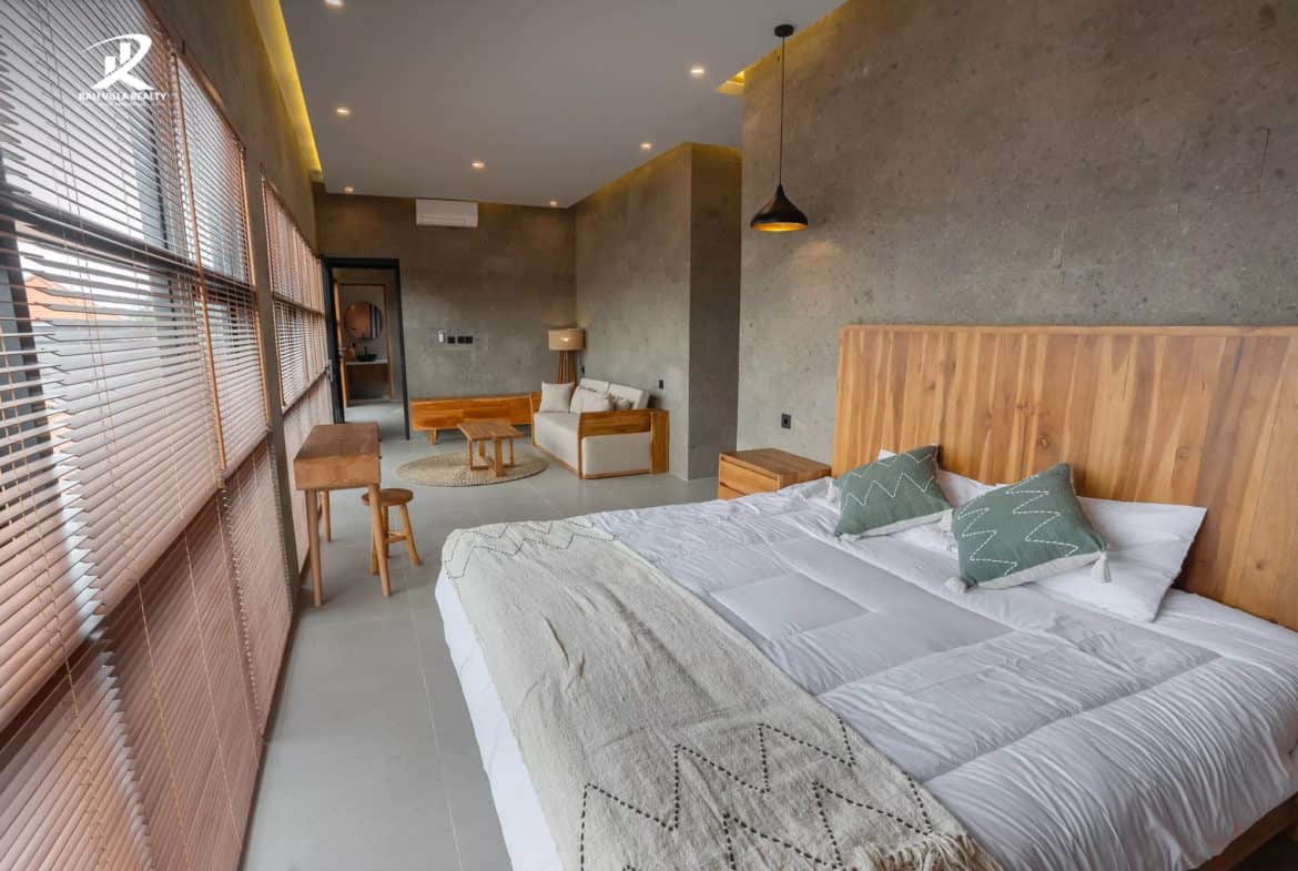 4-bedroom freehold villa in Canggu — photo 3 of 5