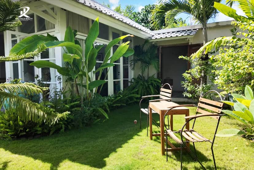 4-bedroom leasehold villa in Seminyak — photo 2 of 5