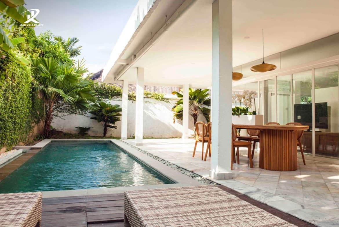 Exquisite 4 Bedroom Villa For Sale Leasehold in Seminyak Bali – Ideal for Family or Investment