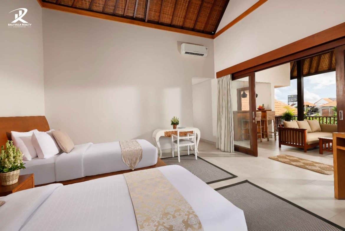 9-bedroom leasehold villa in Canggu — photo 2 of 5