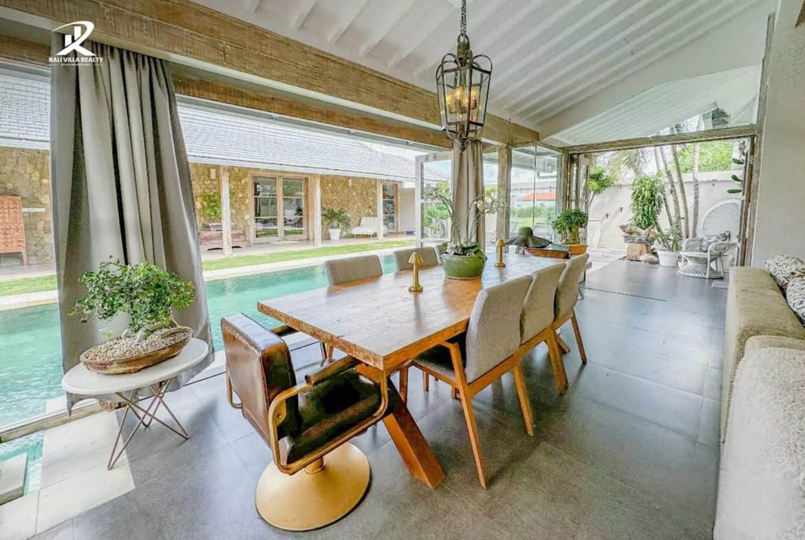 4-bedroom leasehold villa in Kerobokan — photo 5 of 5